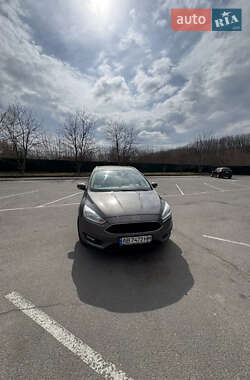 Ford Focus  2015