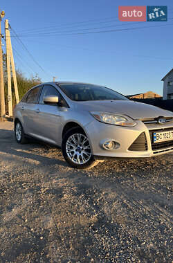 Ford Focus  2011