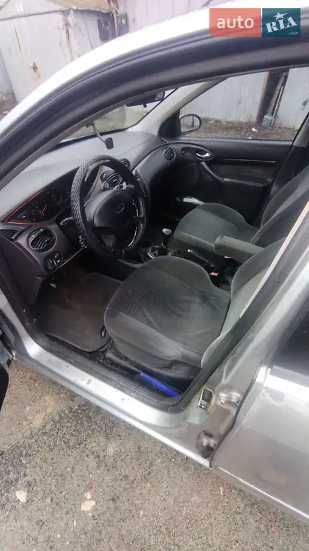 Ford Focus 2004