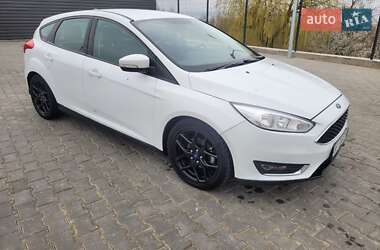 Ford Focus  2016