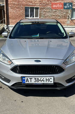 Ford Focus  2015