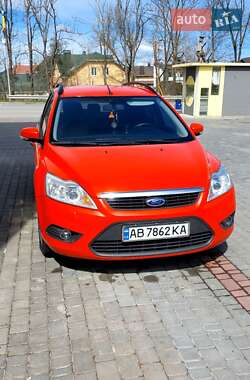 Ford Focus  2010