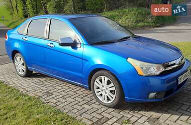 Ford Focus  2010