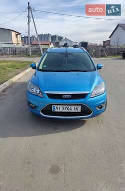 Ford Focus  2010