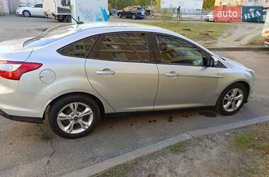 Ford Focus  2014