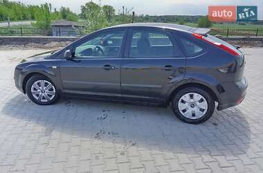Ford Focus  2005