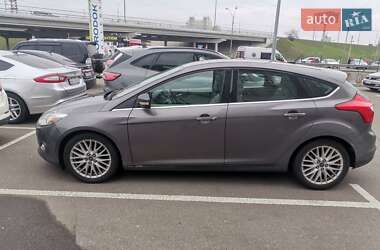 Ford Focus  2011