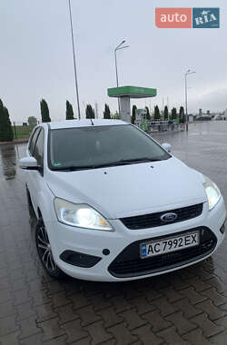 Ford Focus  2010