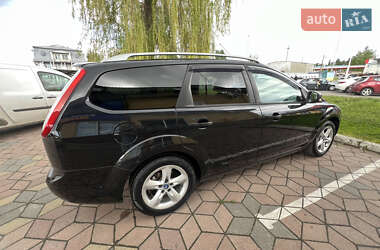 Ford Focus  2009