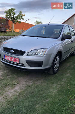 Ford Focus  2005