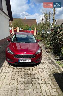 Ford Focus  2015