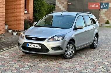 Ford Focus  2010