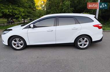 Ford Focus  2012