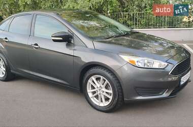 Ford Focus  2015