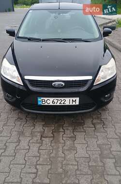 Ford Focus  2010
