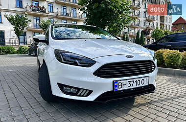 Ford Focus  2015