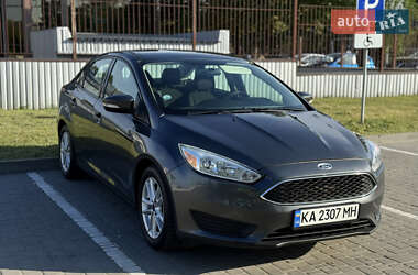 Ford Focus  2016