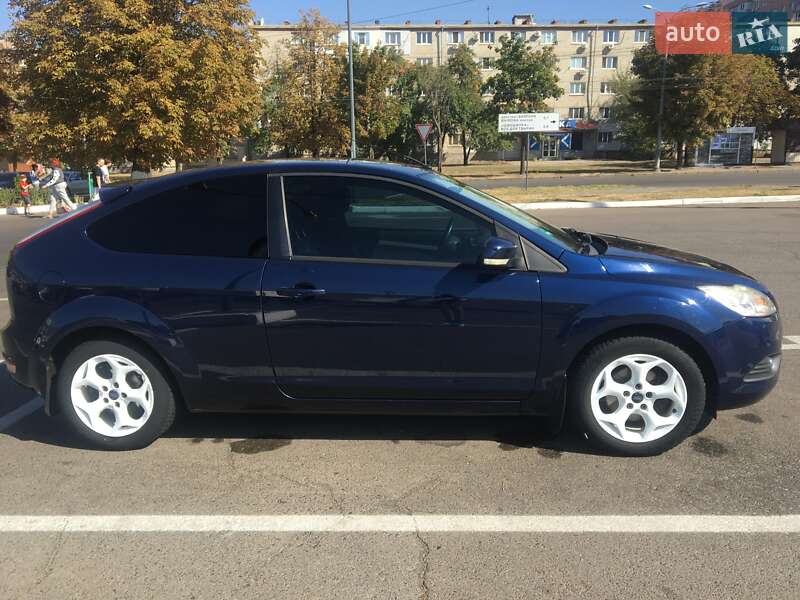 Купе Ford Focus