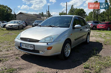 Ford Focus  2001