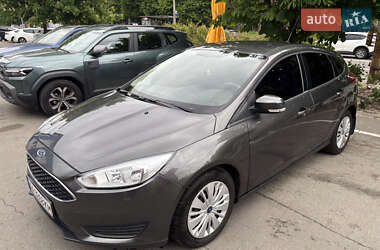 Ford Focus  2015