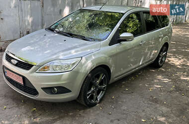 Ford Focus  2010