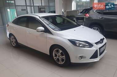 Ford Focus  2013