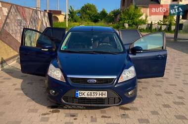 Ford Focus  2010