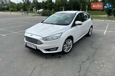 Ford Focus  2015