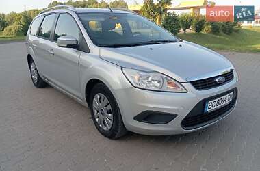 Ford Focus  2010