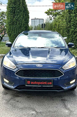 Ford Focus  2015