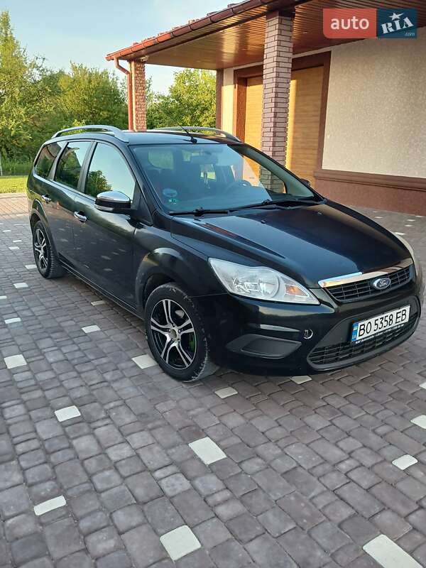 Універсал Ford Focus