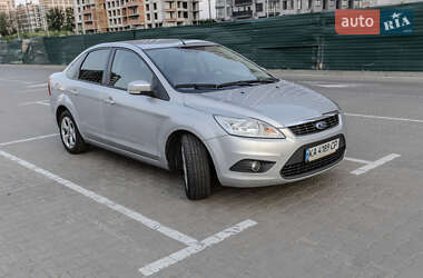 Ford Focus  2011