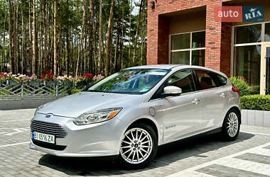 Ford Focus  2012