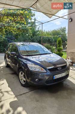 Ford Focus  2010