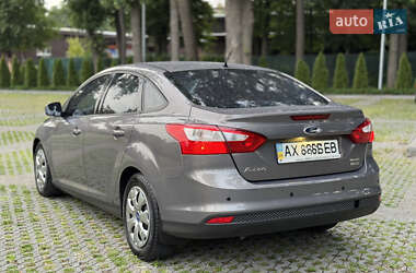Ford Focus  2013