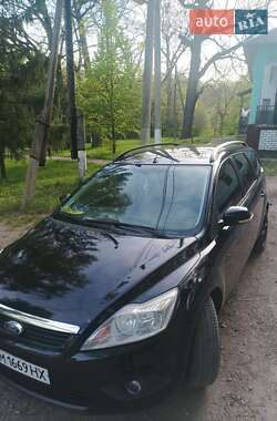 Ford Focus  2010