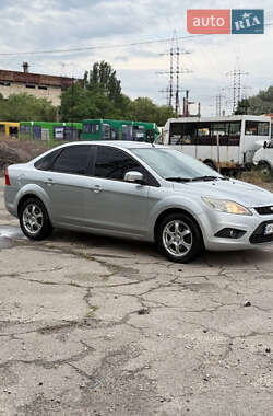 Ford Focus  2010