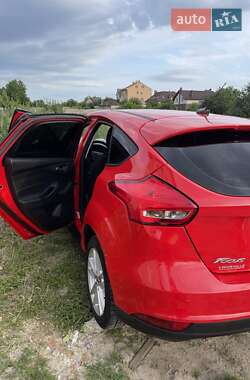 Ford Focus  2017