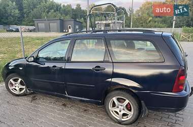 Ford Focus  2003