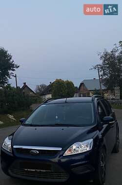 Ford Focus  2010