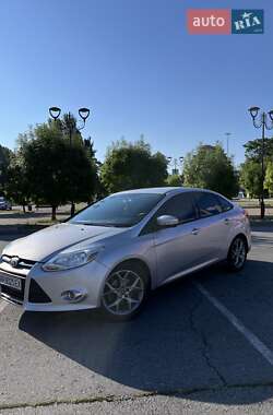 Ford Focus  2013
