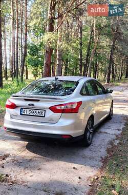Ford Focus  2013