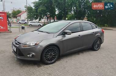 Ford Focus  2013