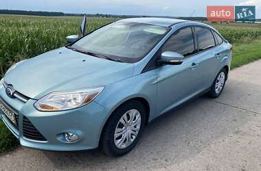 Ford Focus  2011
