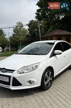 Ford Focus  2012