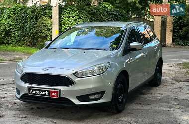 Ford Focus  2015