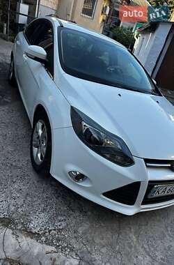 Ford Focus  2013
