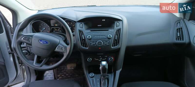 Седан Ford Focus 2015 в Києві фото 3 Седан Ford Focus 2015 в Києві