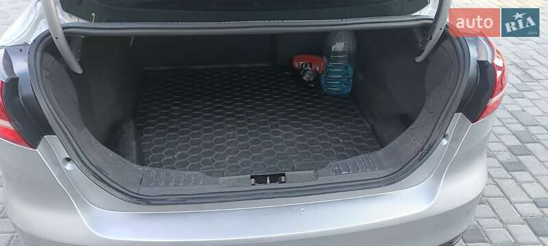 Седан Ford Focus 2015 в Києві фото 10 Седан Ford Focus 2015 в Києві