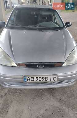 Ford Focus  2001